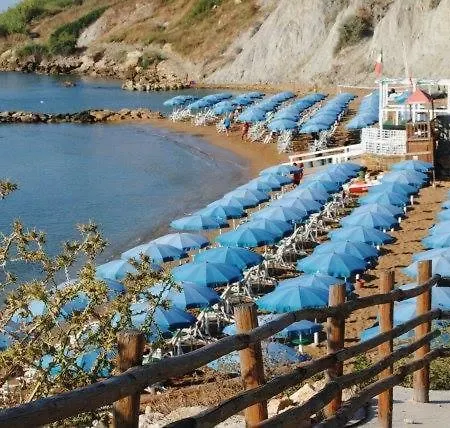 Santa Cristina Village * Ovile la Marinella